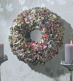 Load image into Gallery viewer, Wreaths - 150 Ideas for Every Season - FlowerBox
